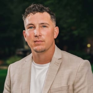 brian perry, real estate agent